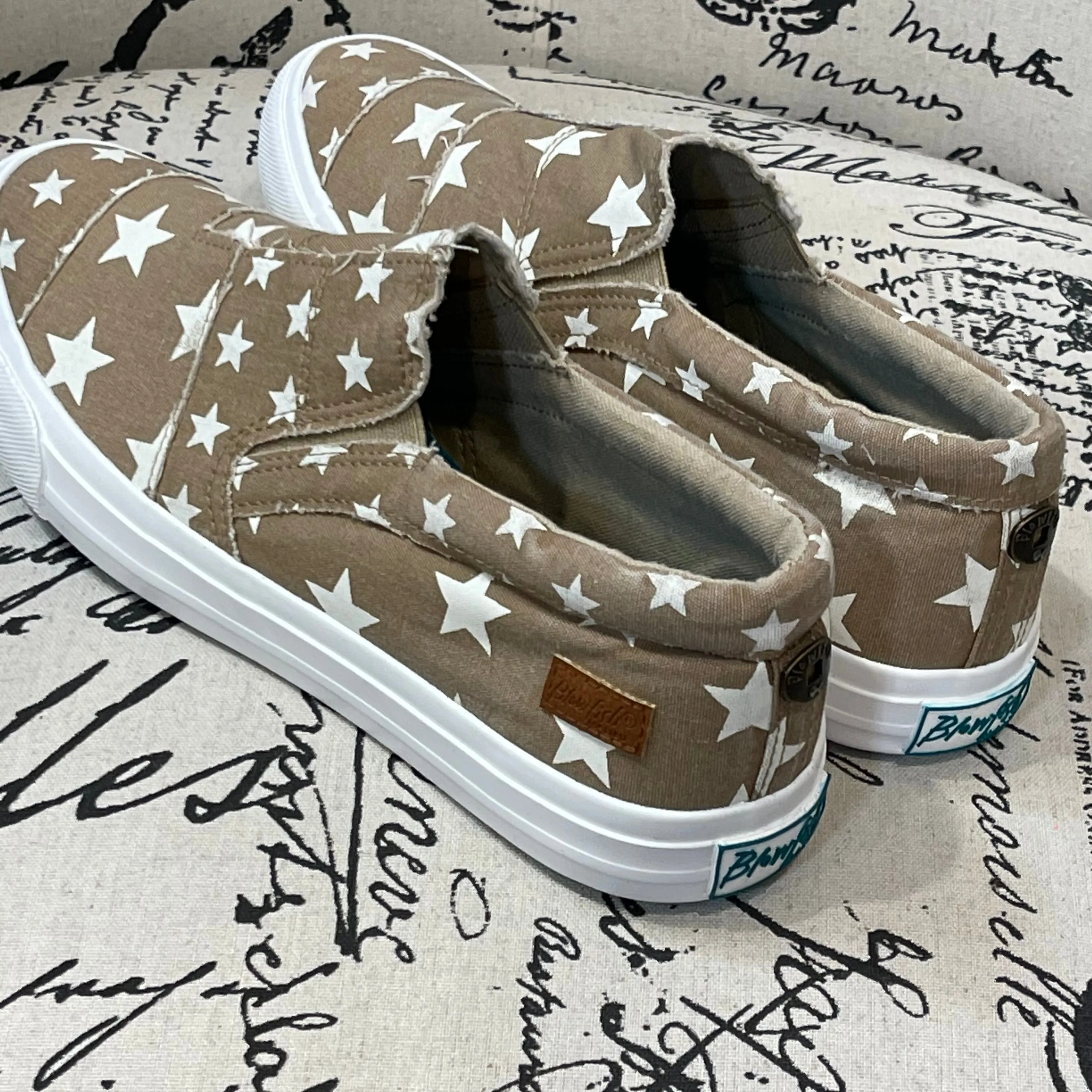 Blowfish Coffee and Cream Galaxy Maddox Sneaker